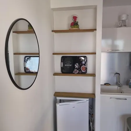 아파트 Bravone 61- T2- Pieds Dans L'eau-piscine Chauffee Dans Residence- Clim Linguizzetta